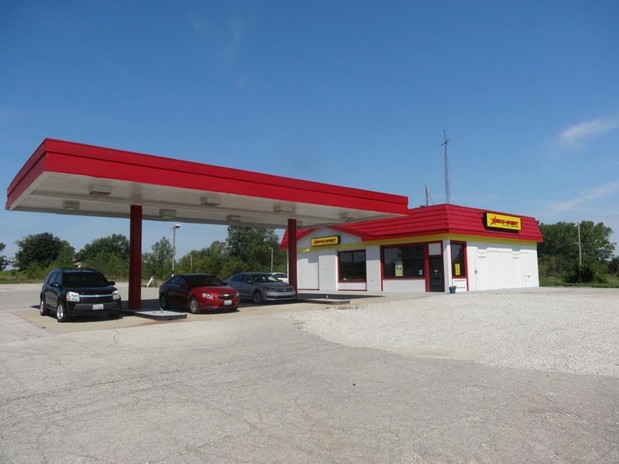 Images Midwest Title Loans