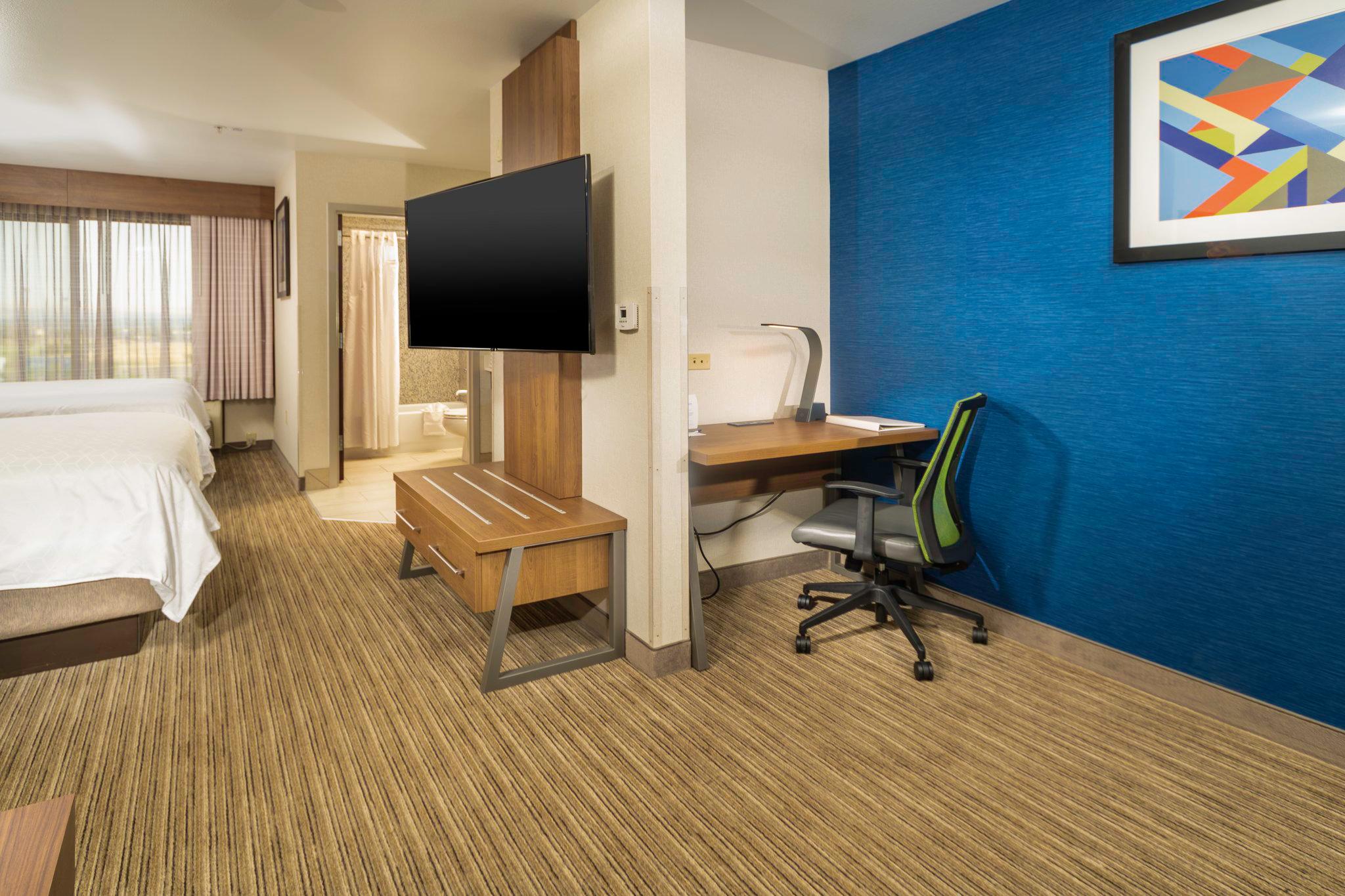 Holiday Inn Express & Suites Pasco-Tricities Photo