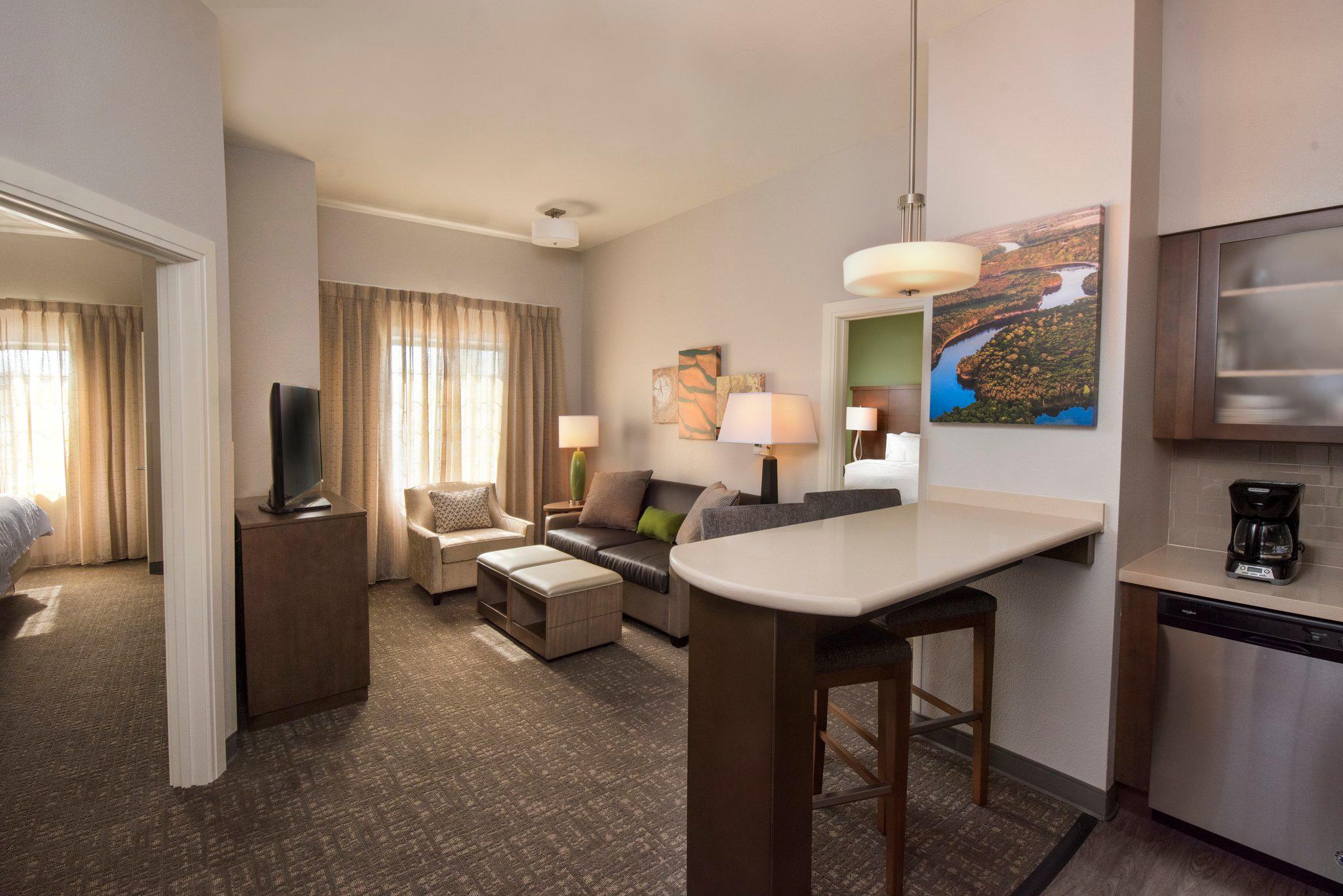 Staybridge Suites Wisconsin Dells - Lake Delton Photo