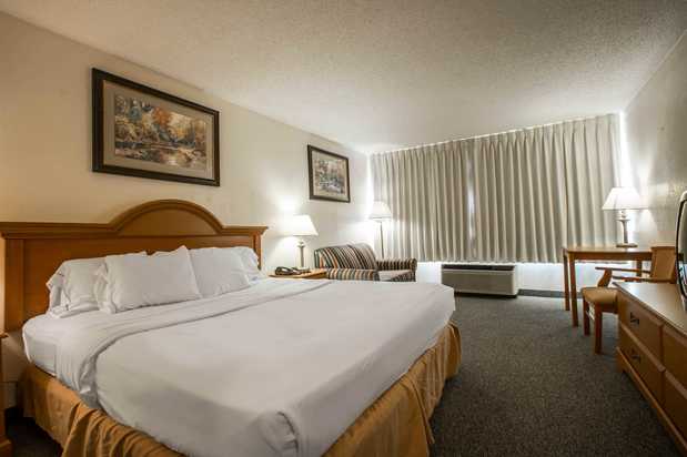Images Quality Inn