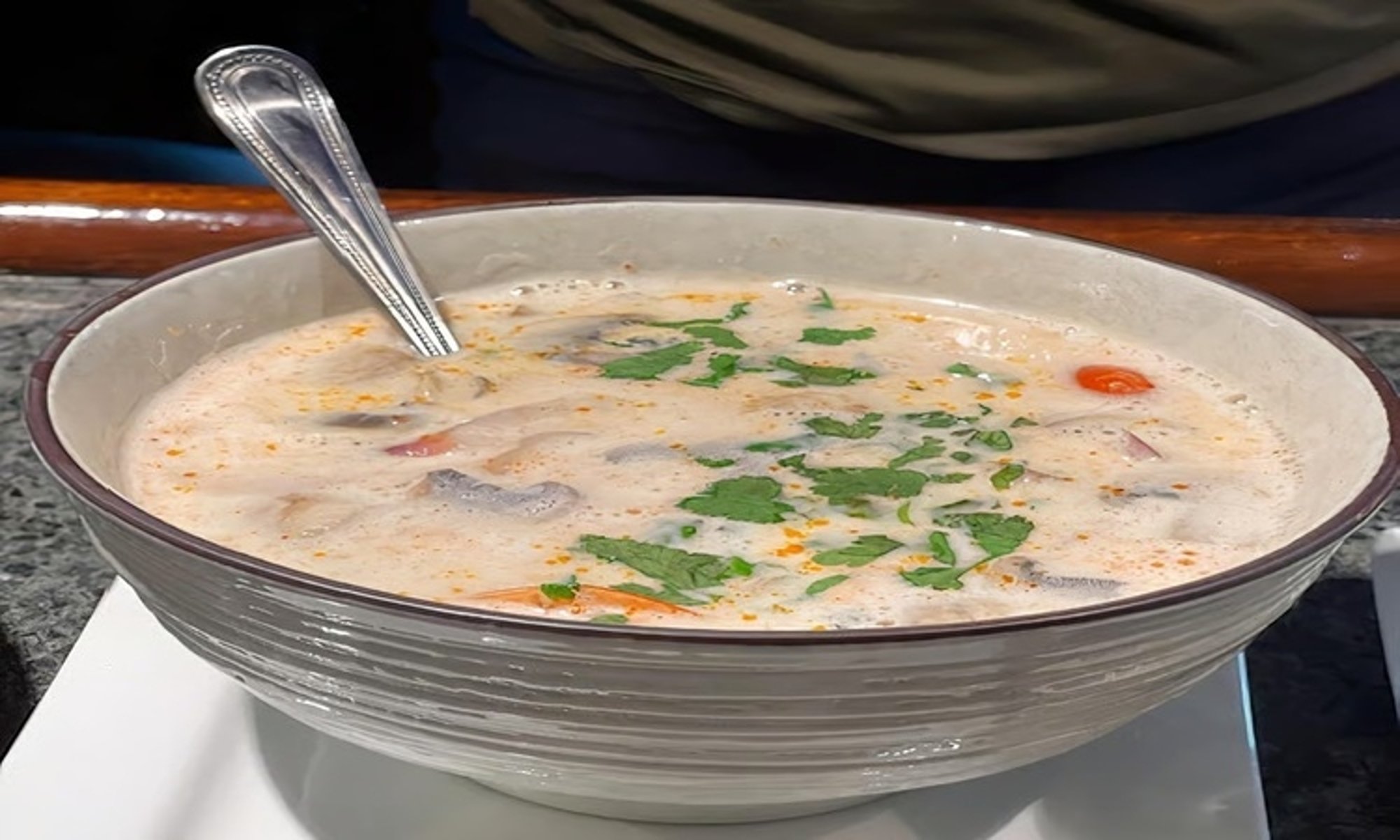Tom Kha