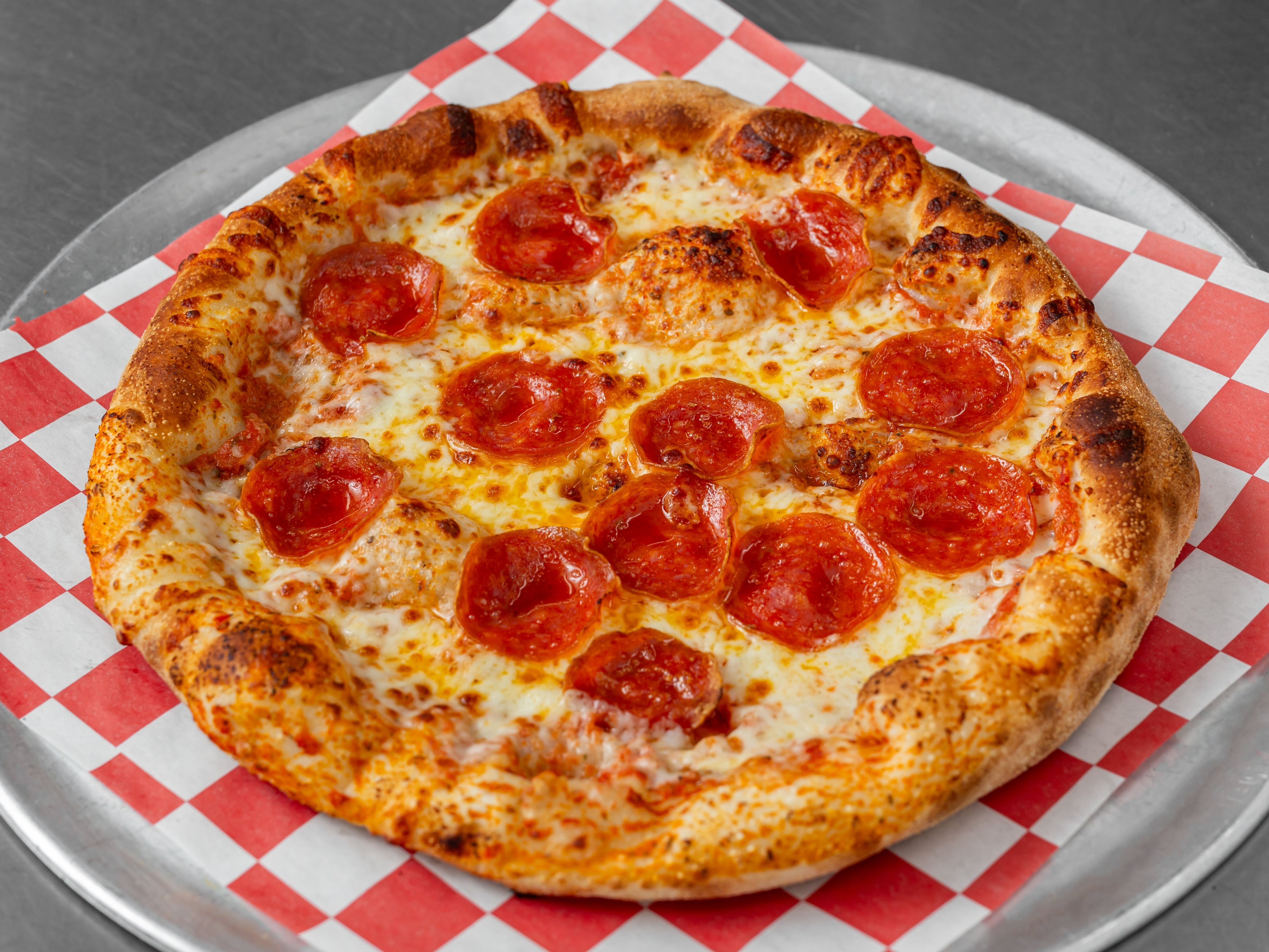 14" Pork Pepperoni Pizza