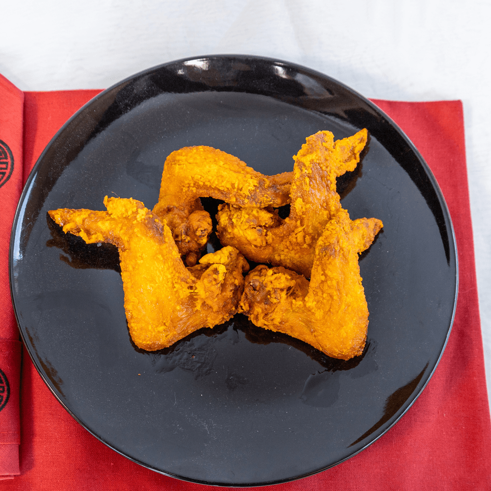 6. Fried Chicken Wings (4 Pieces)