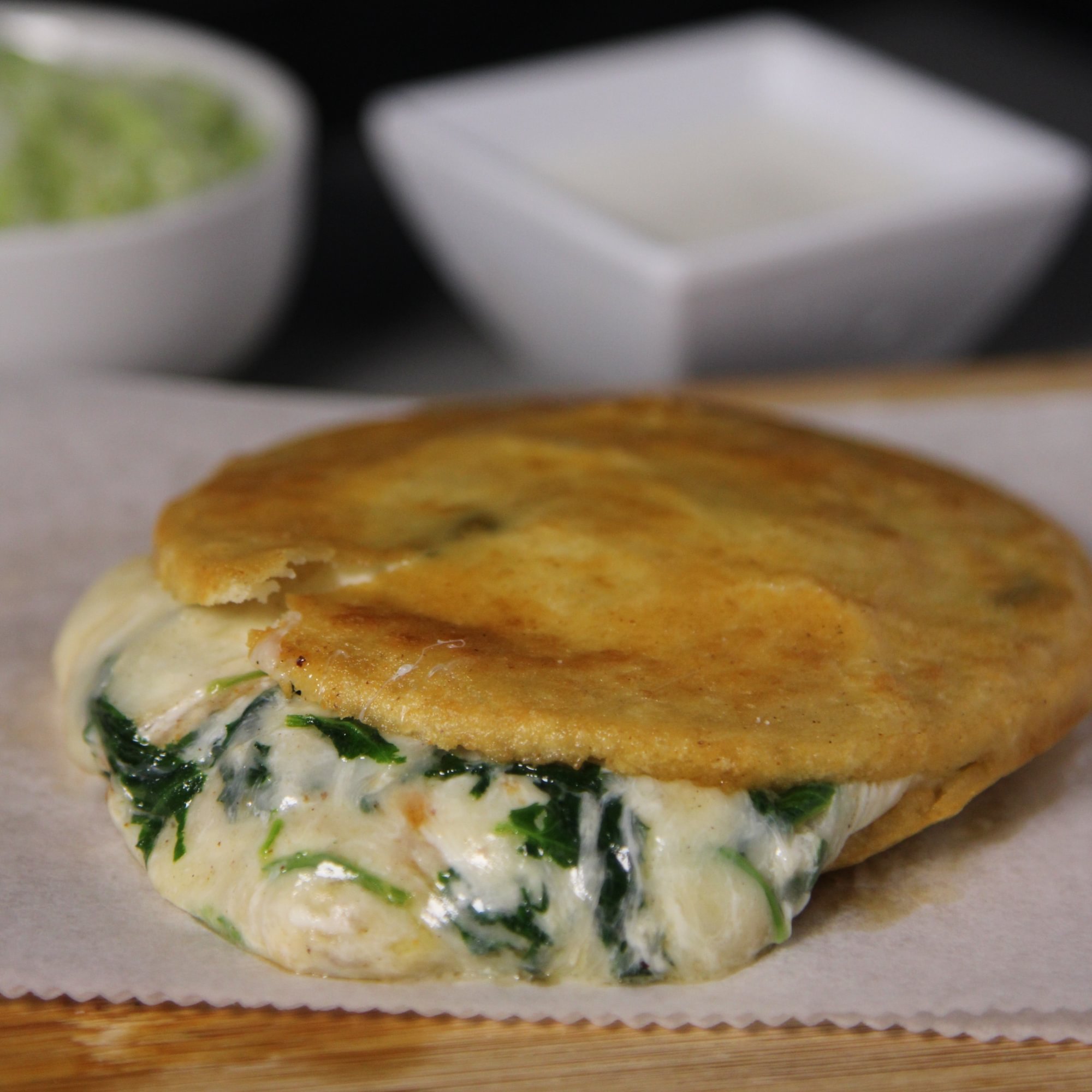 Gordita Queso Con Epazote