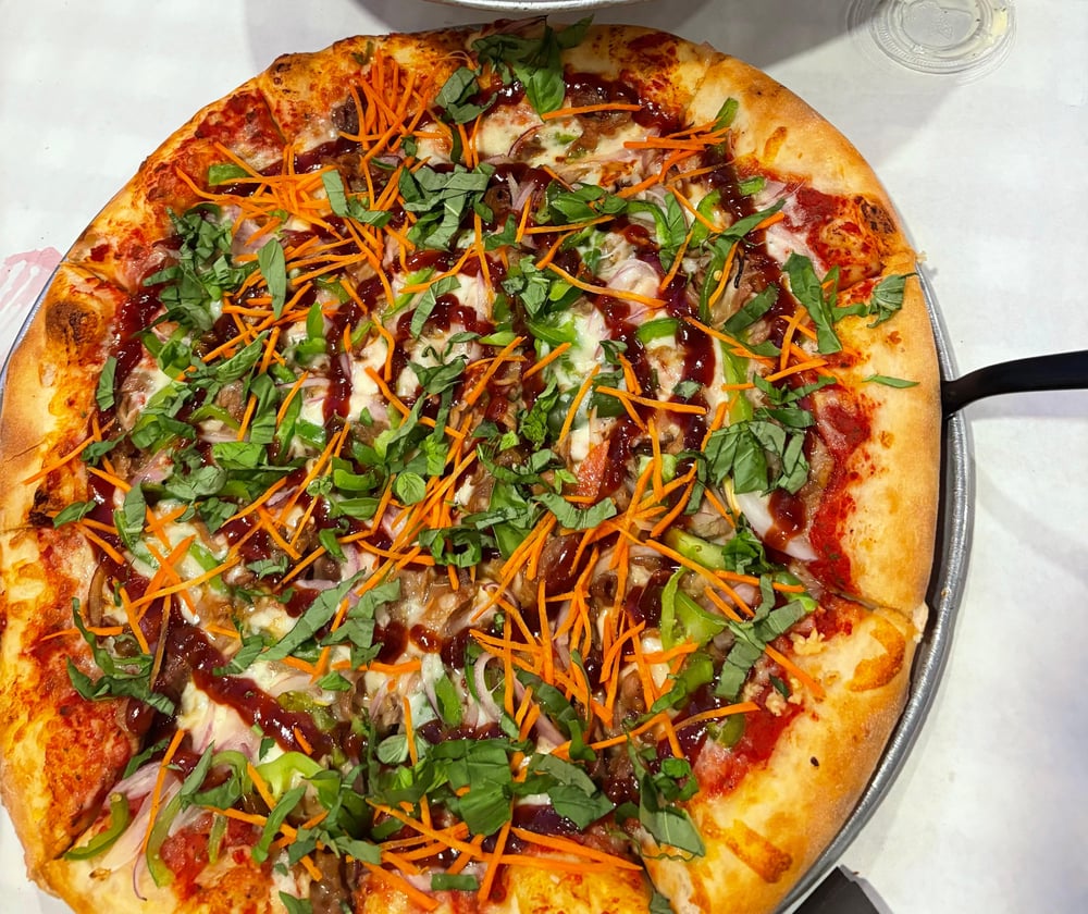 BBQ Pork Pizza / Banh Mi Pizza