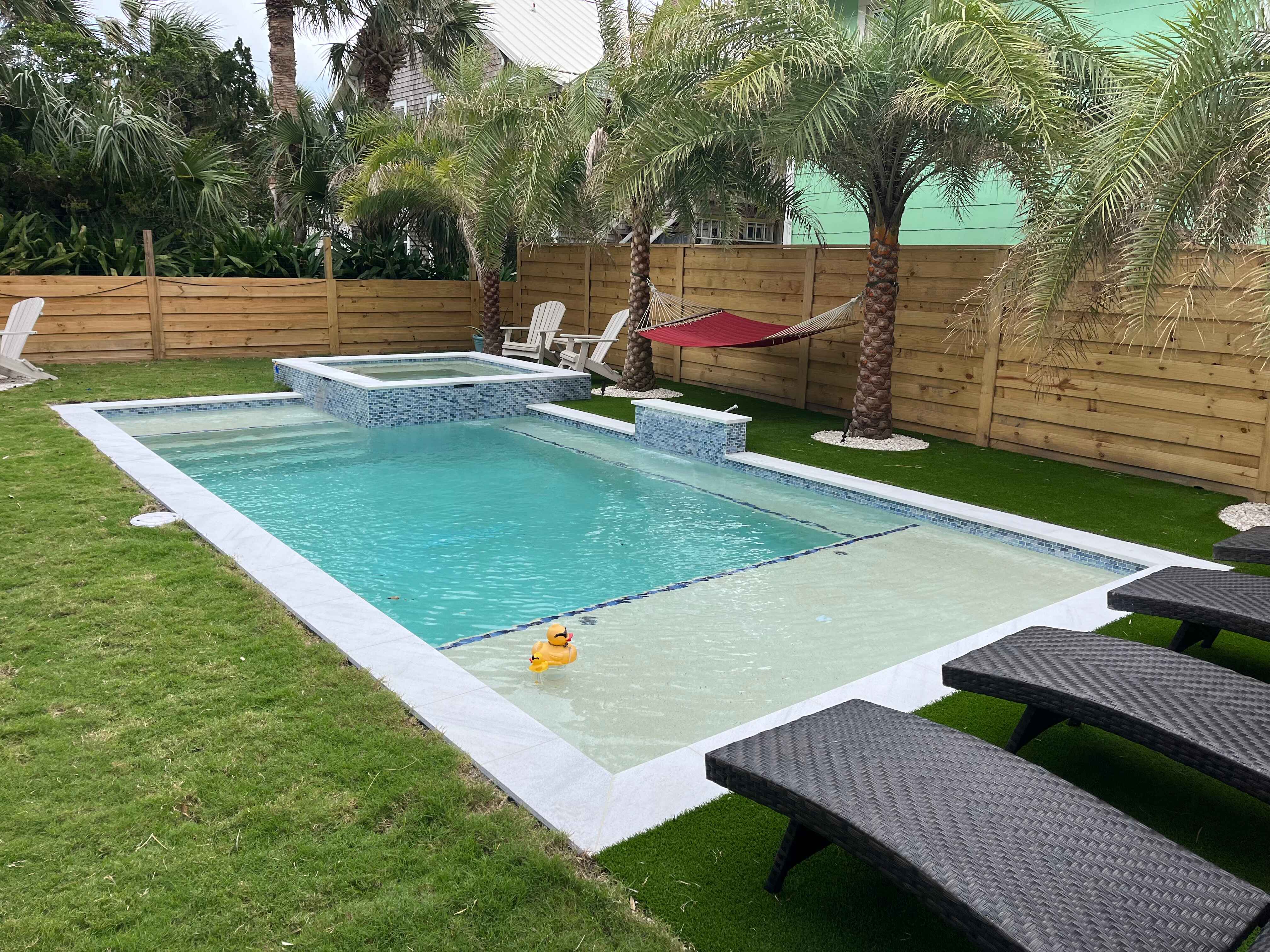 Frank's Pool Services, Inc. Image