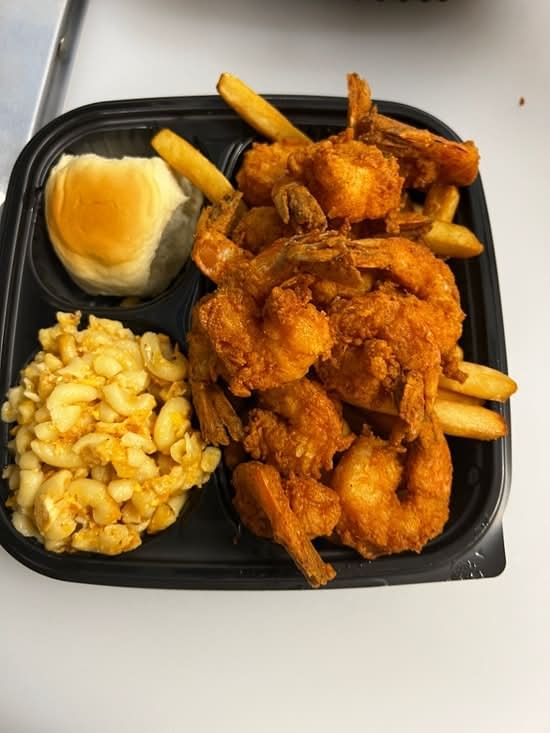 Fried Shrimp with Roll Platter 18 pcs