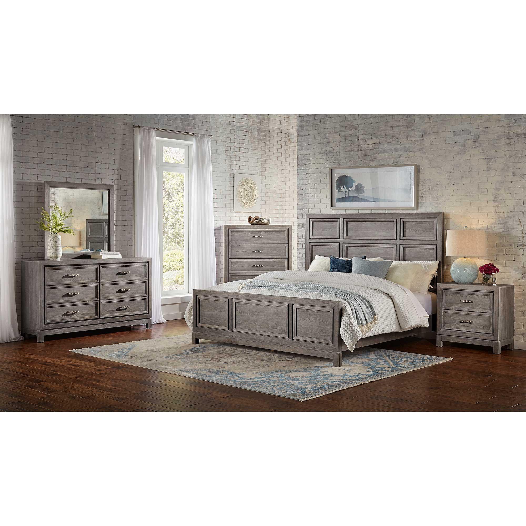 Queen Linton Bed w/Chest, Dresser, Mirror, Nightstand