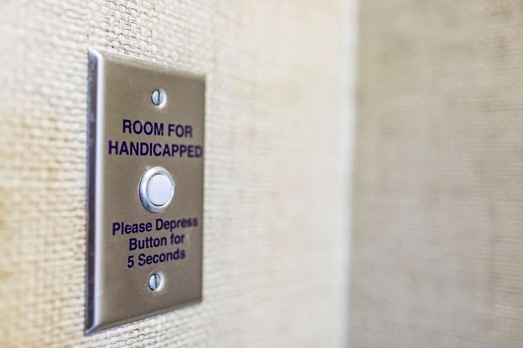 Hampton Inn Virginia Beach-Oceanfront North Image