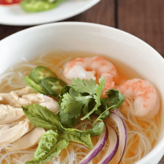 34. Shrimp Rice Noodle Soup / Phở Tôm