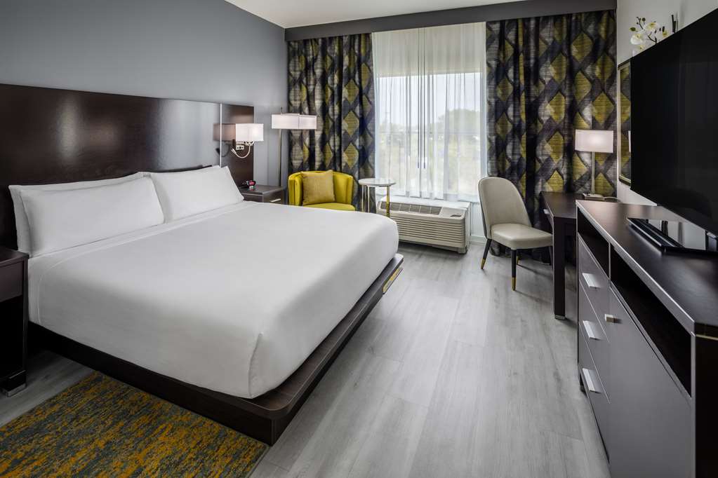 DoubleTree by Hilton Sarasota Bradenton Airport Image