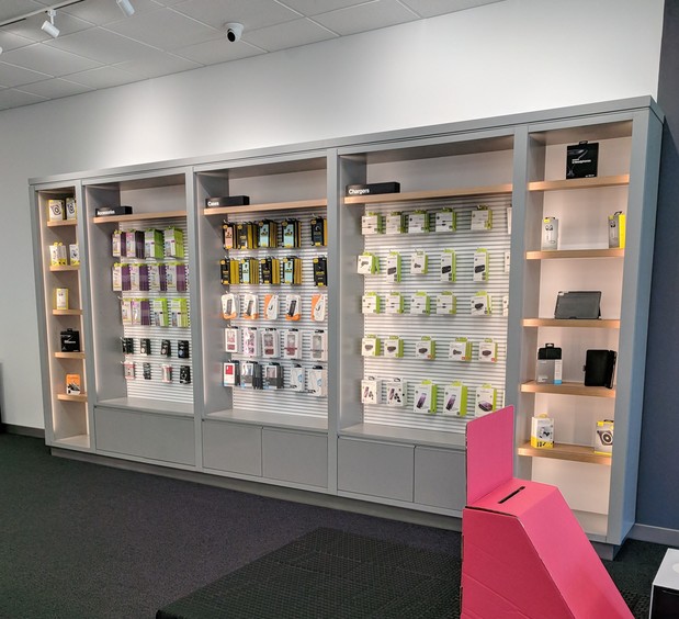 Images Verizon Authorized Retailer – TCC