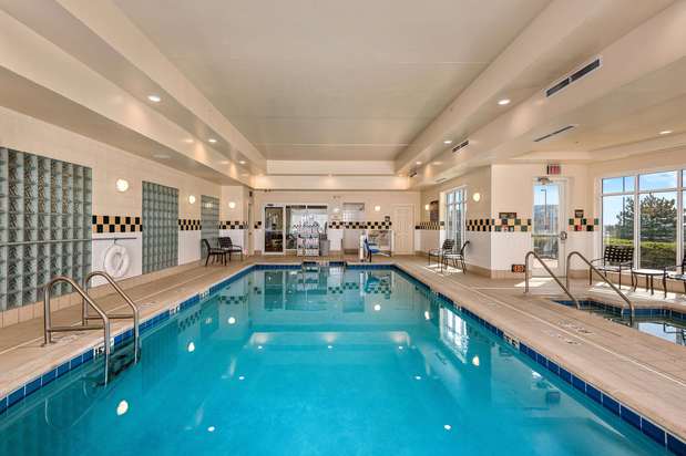 Images Hilton Garden Inn Overland Park