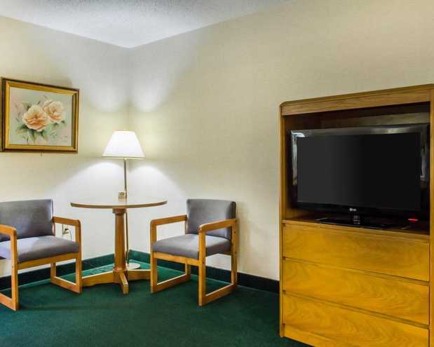 Images Econo Lodge