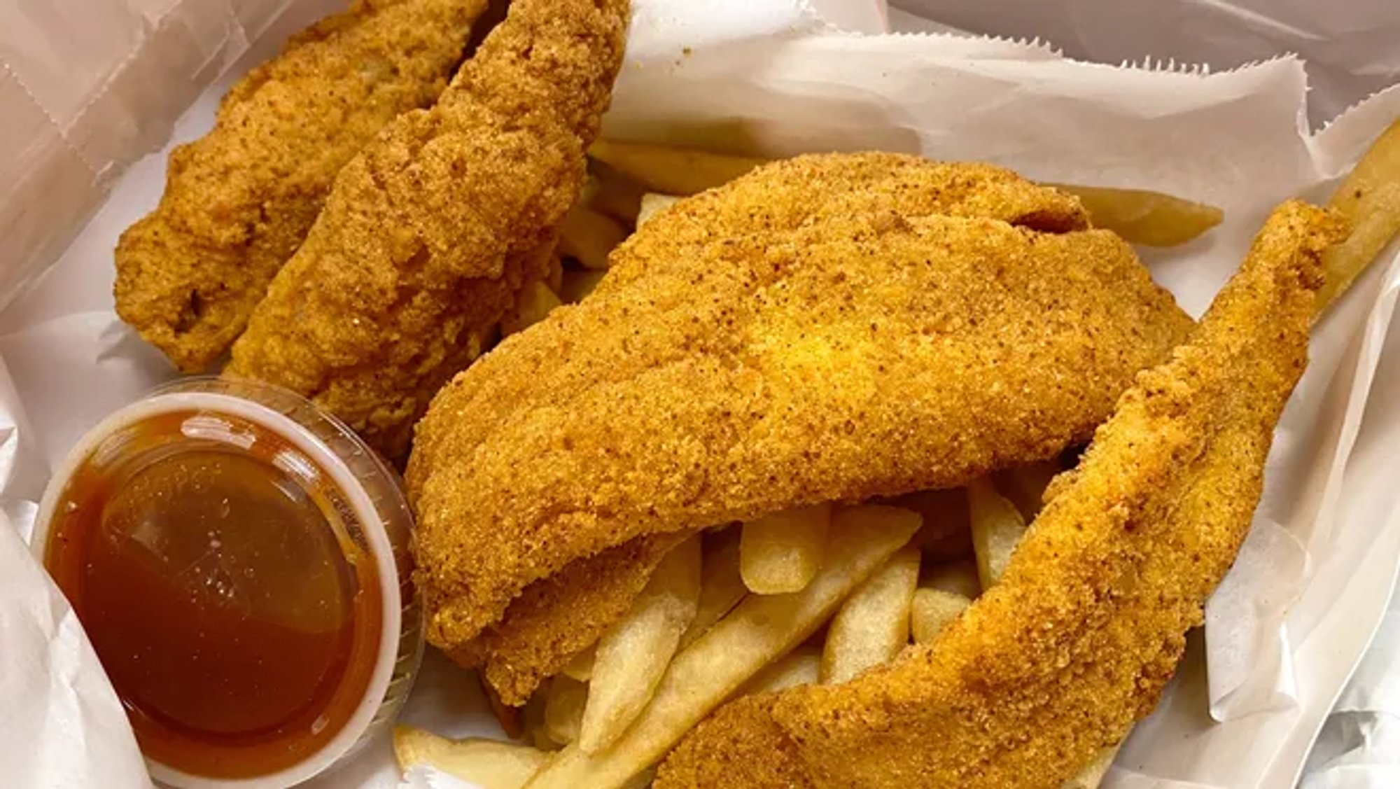 2 Pcs Fish, 2 Pcs Tender With Fries & Pop