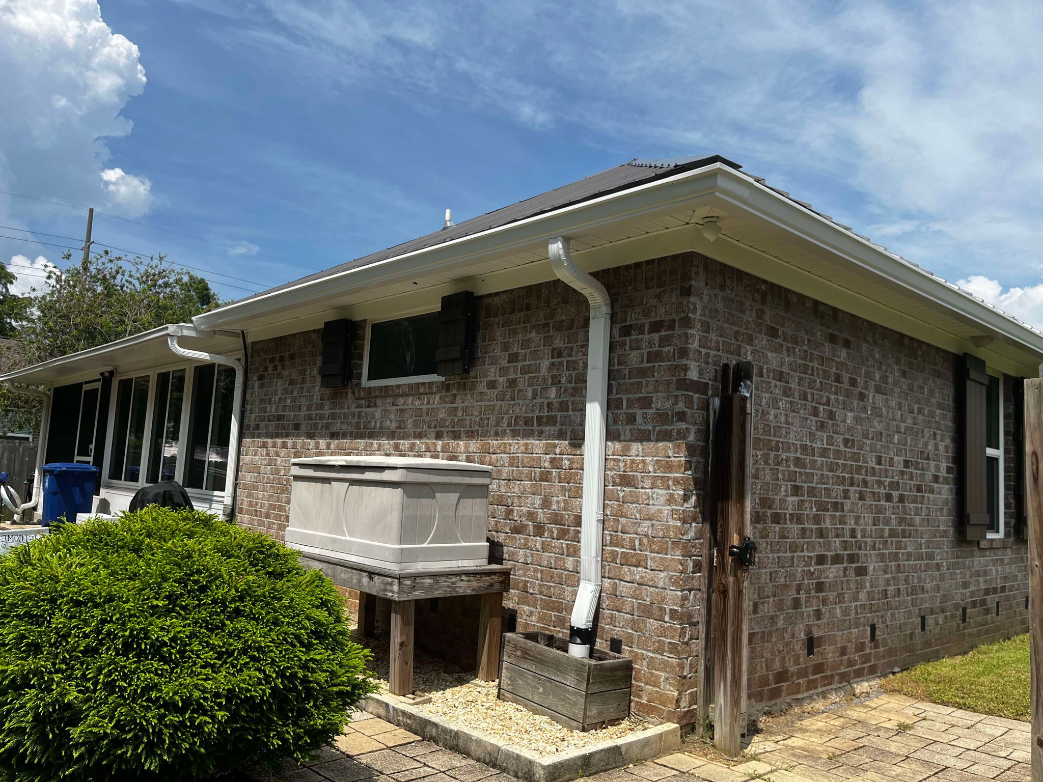 Southern Gutters LLC Image