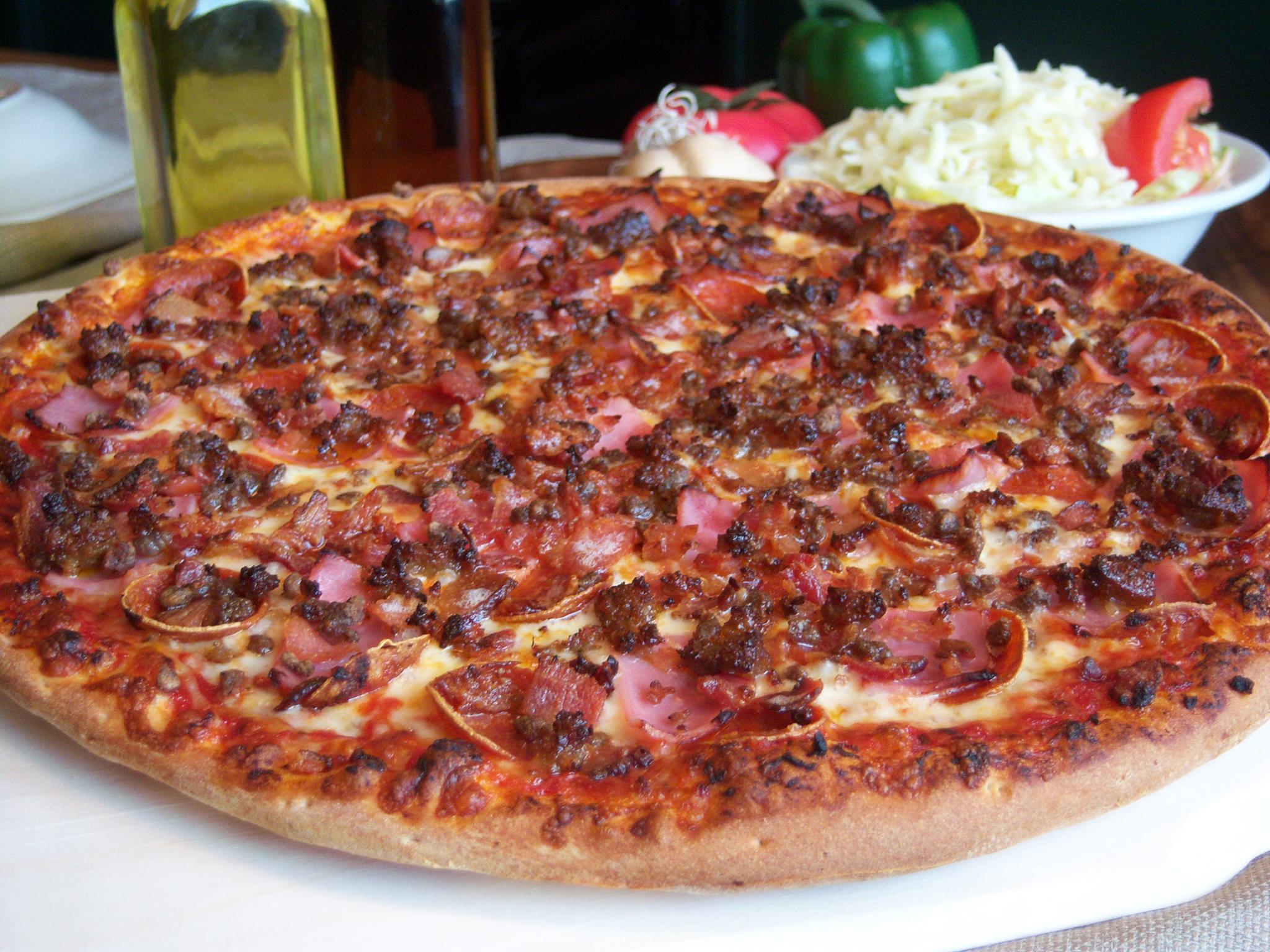 Creno's Pizza Newark | Cedar St Photo