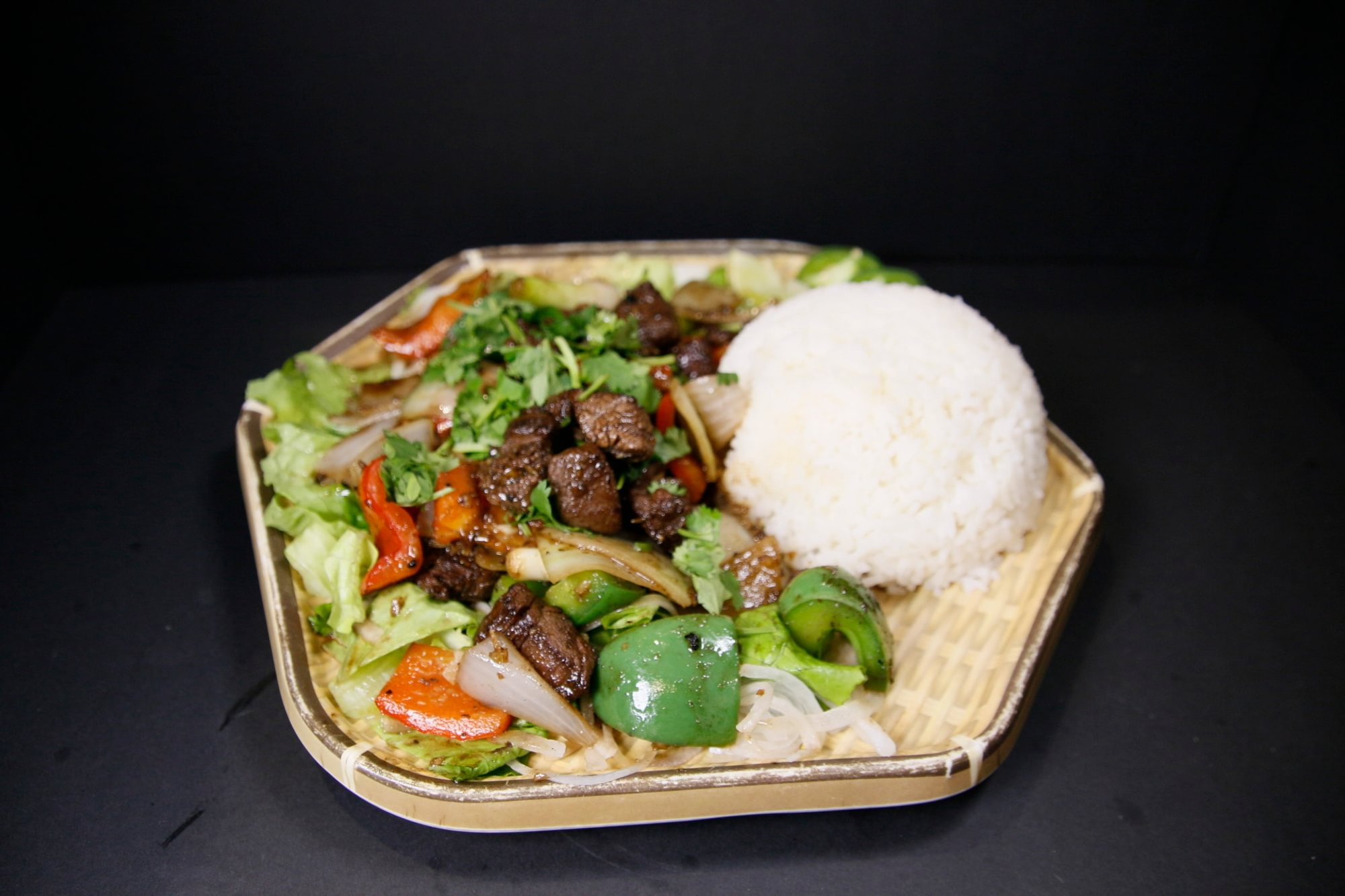 F6. Shaking Beef Stir Fried