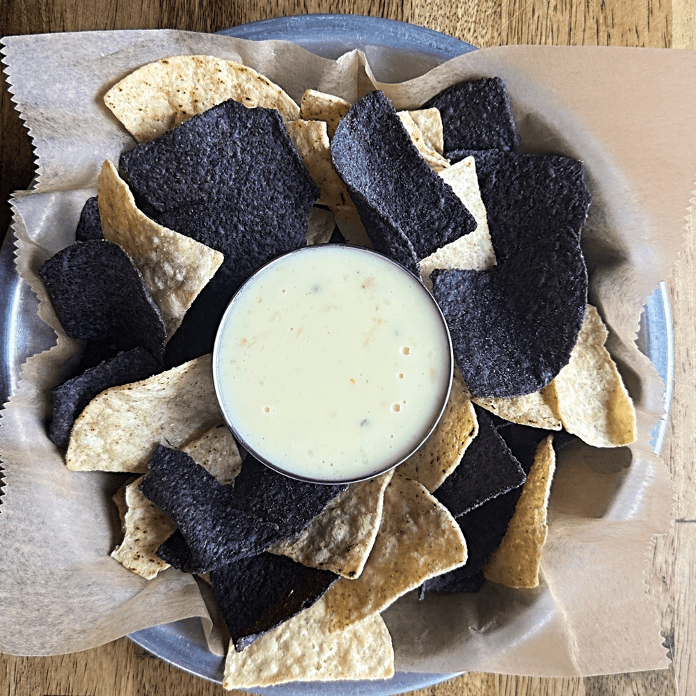Chips & Queso