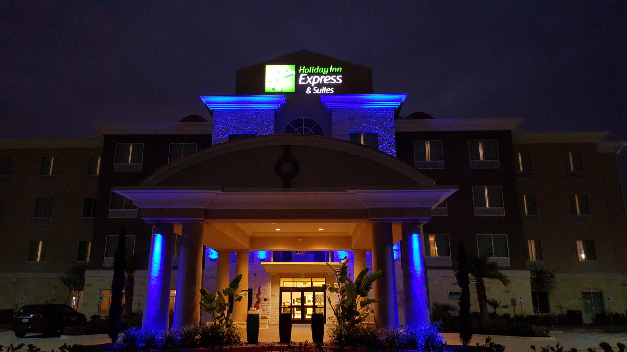 Holiday Inn Express & Suites Atascocita - Humble - Kingwood Photo