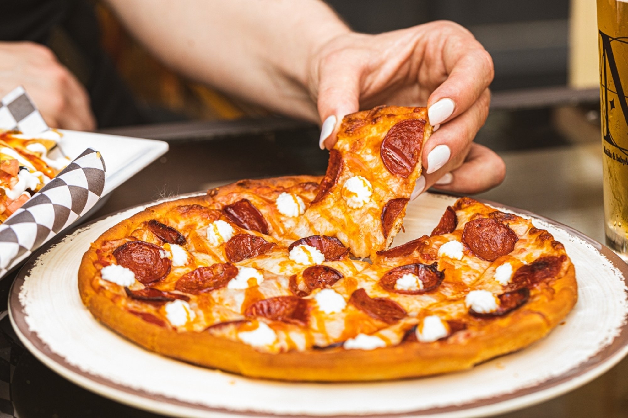 HOT HONEY & PEPPERONI**