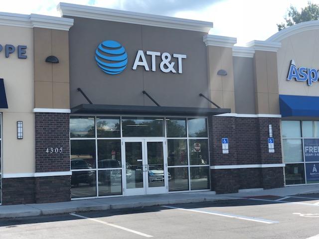 AT&T Store Photo