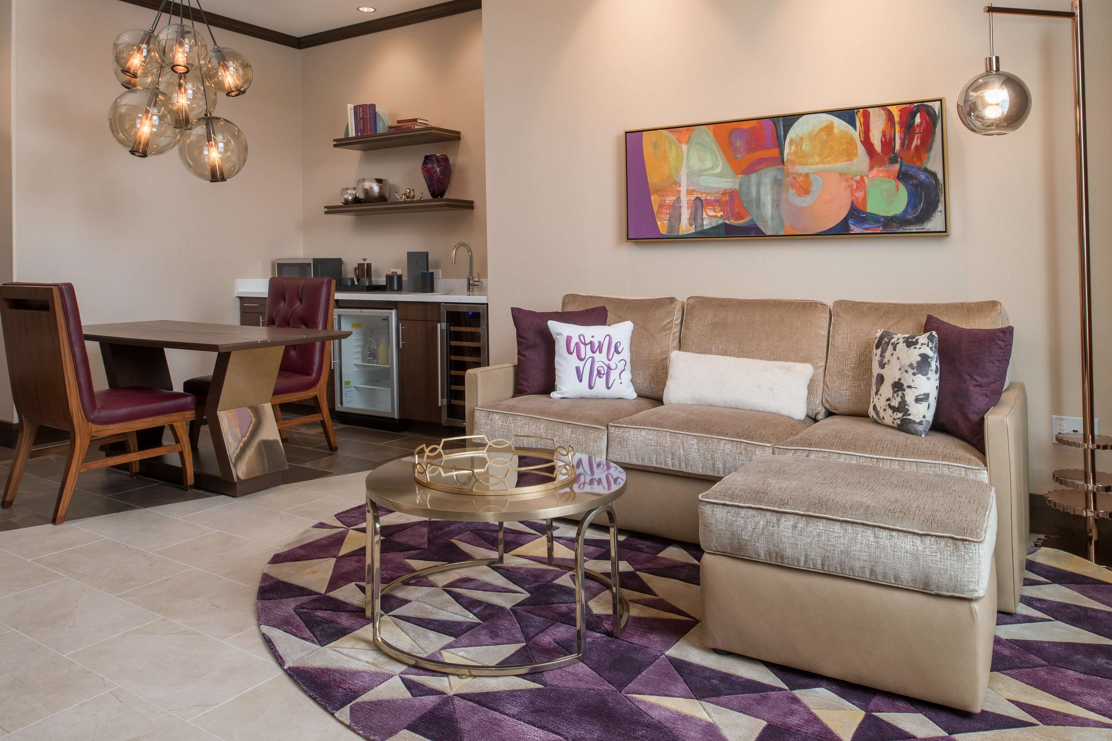 Embassy Suites by Hilton Seattle Downtown Pioneer Square Photo