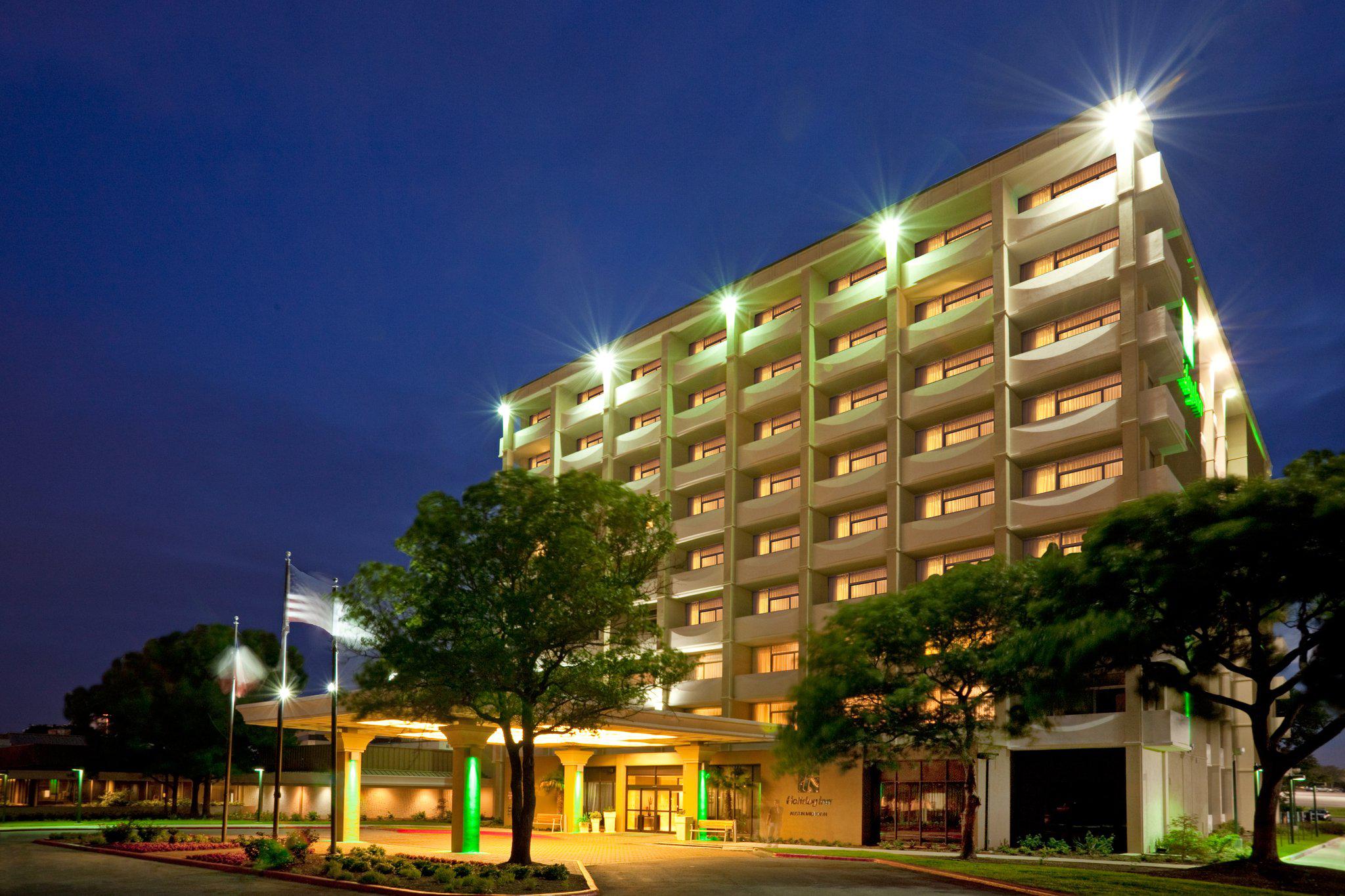 Holiday Inn Austin Midtown Photo