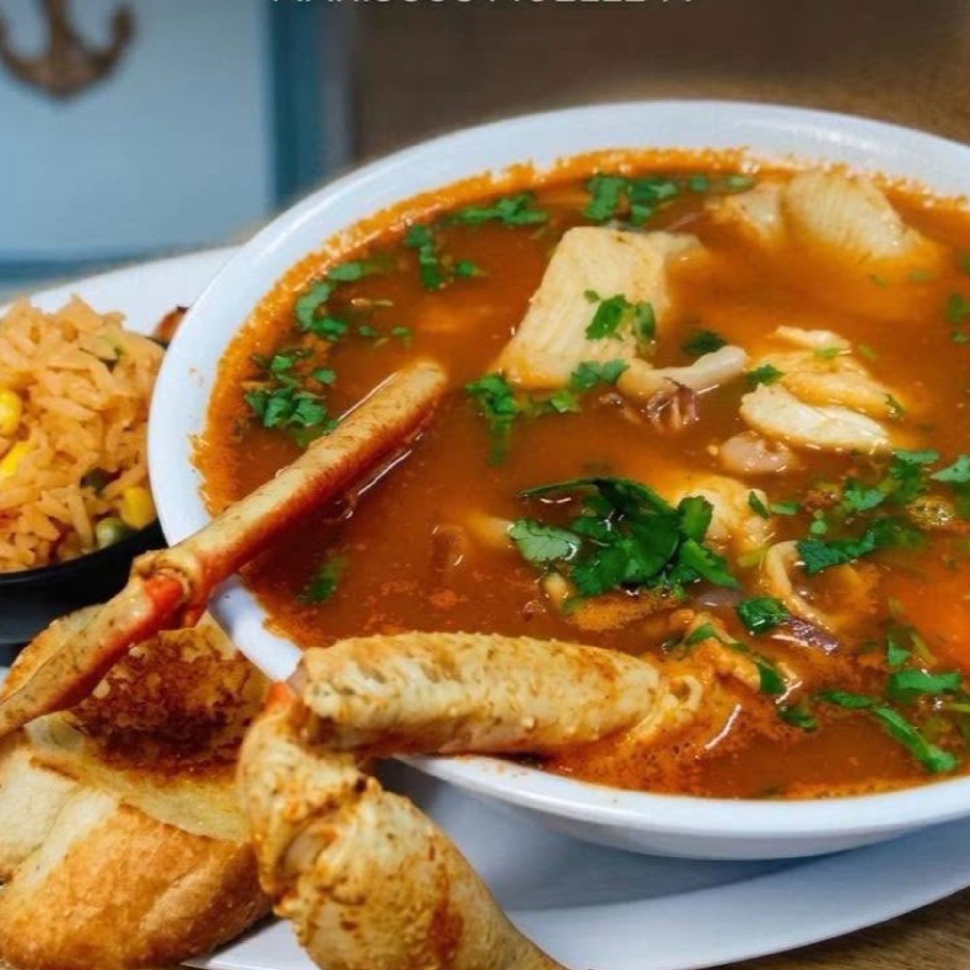 Caldo de Mariscos