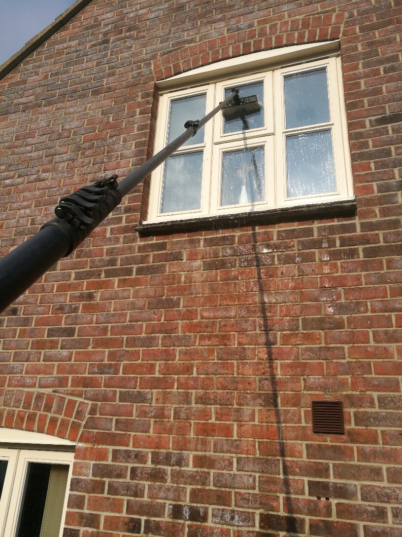 Images Aqua Window Cleaning