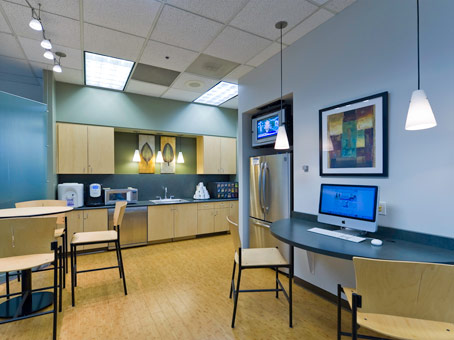 Regus - California, Pleasanton - Hopyard Photo