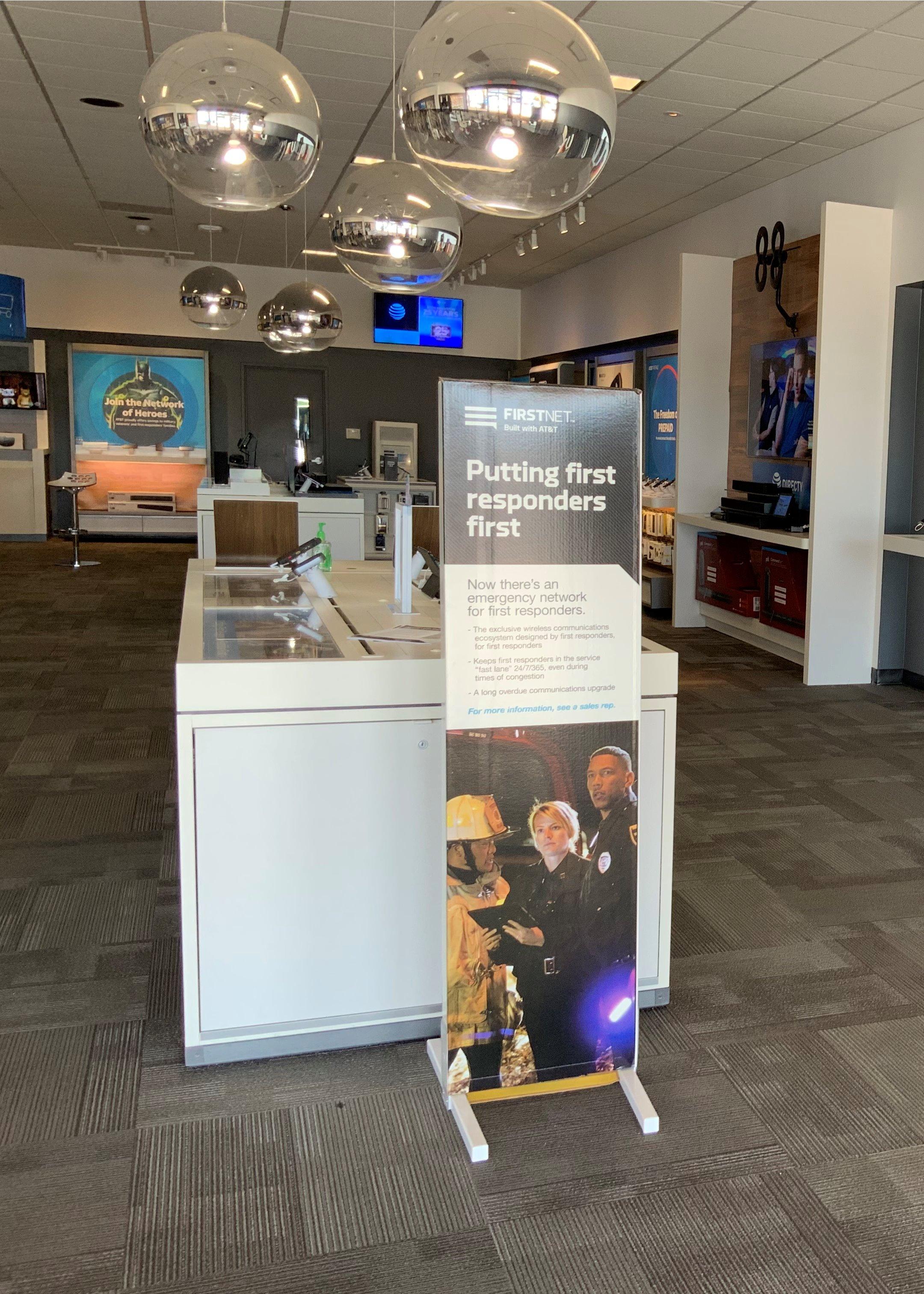 AT&T Store Photo