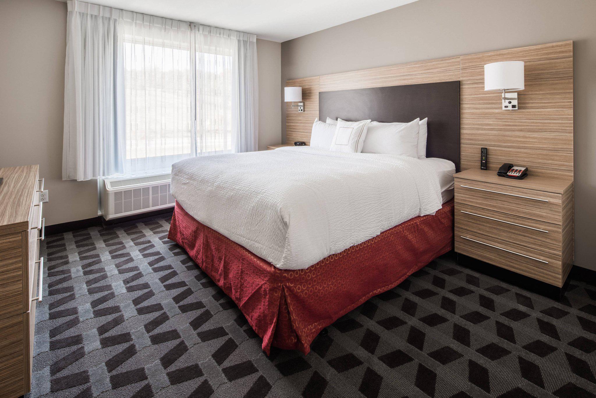 TownePlace Suites by Marriott Cleveland Photo