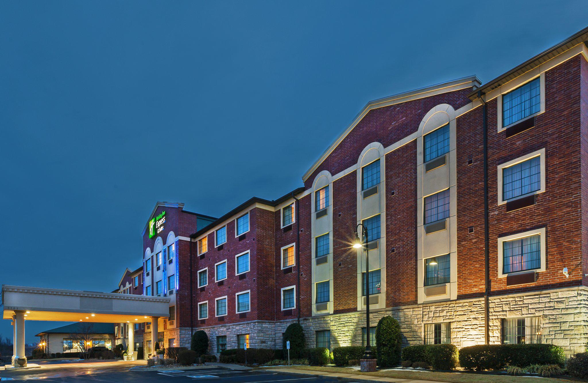 Holiday Inn Express & Suites Tulsa S Broken Arrow Hwy 51 Photo