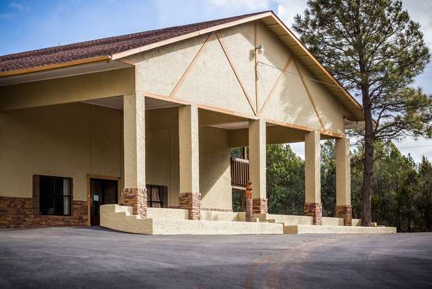 Images Best Western Pine Springs Inn