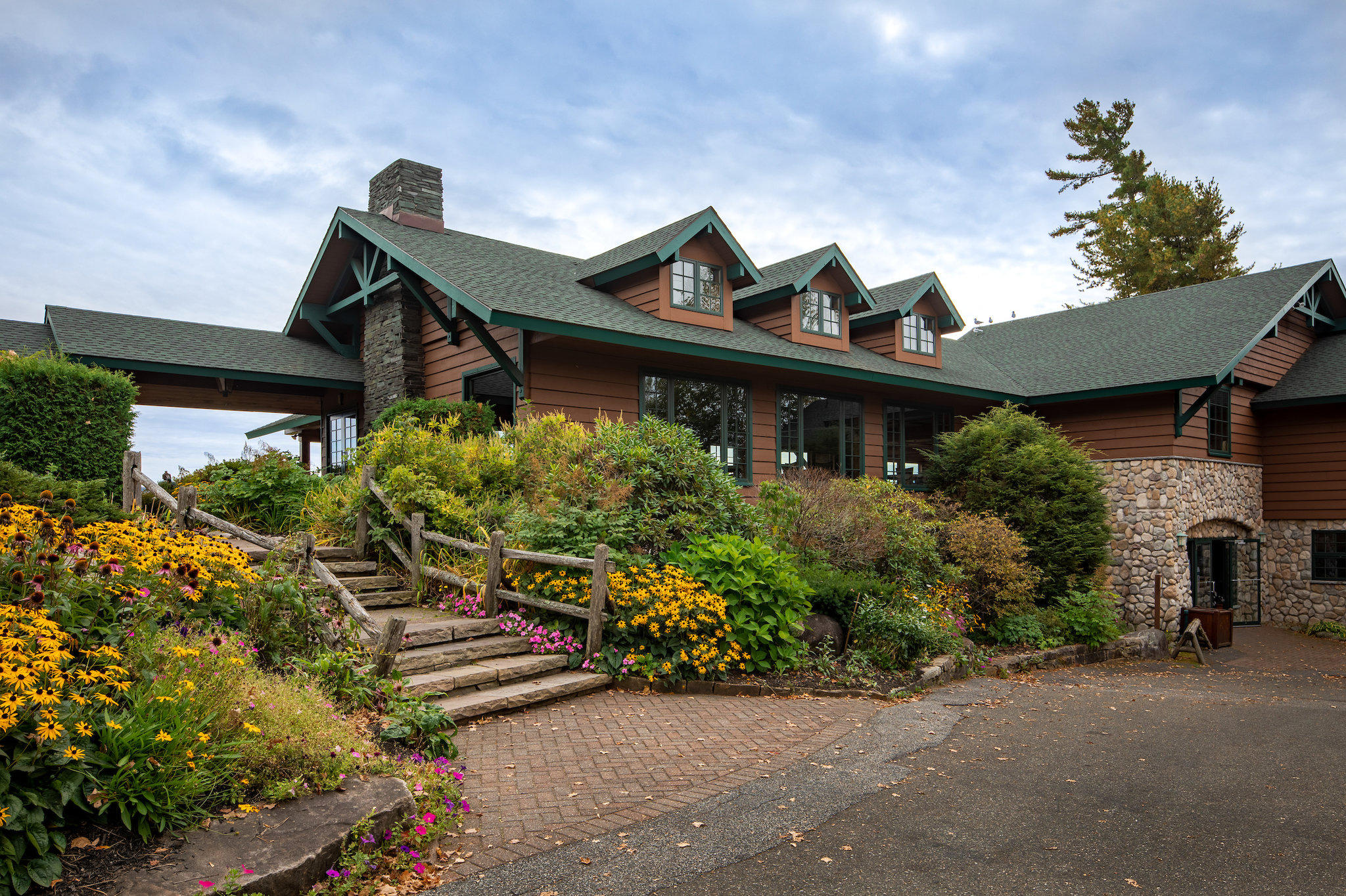 Crowne Plaza Lake Placid by IHG Image