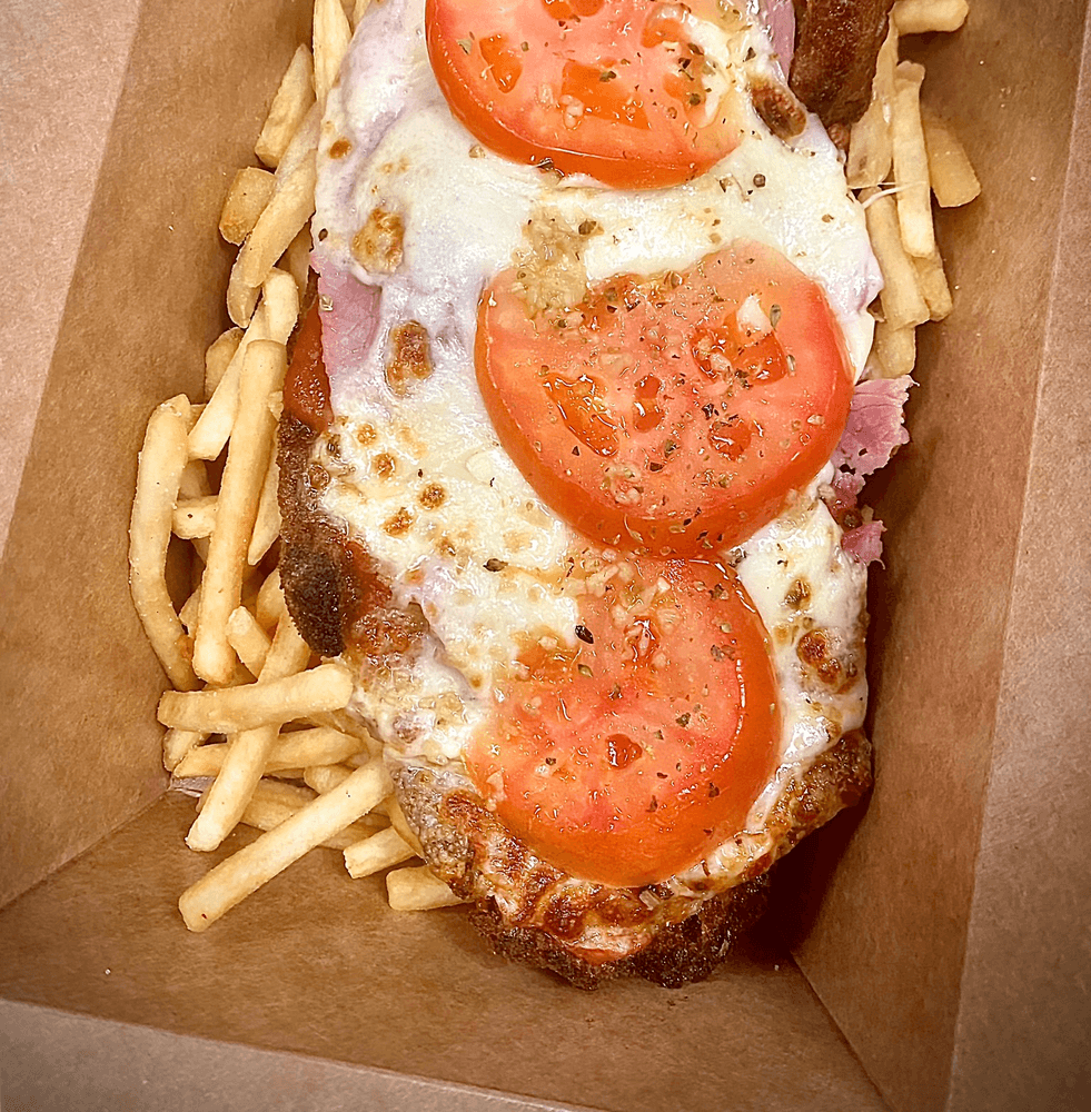 Milanesa a La Napolitana Sandwich | Lunch