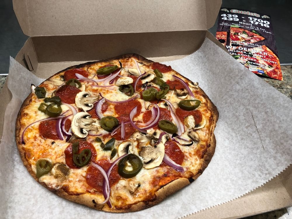 Gusto's pizzadilla