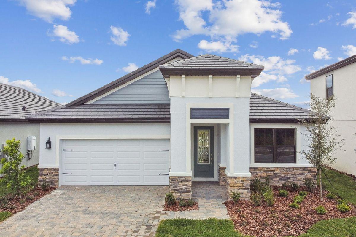 Pinecone Reserve by William Ryan Homes Logo