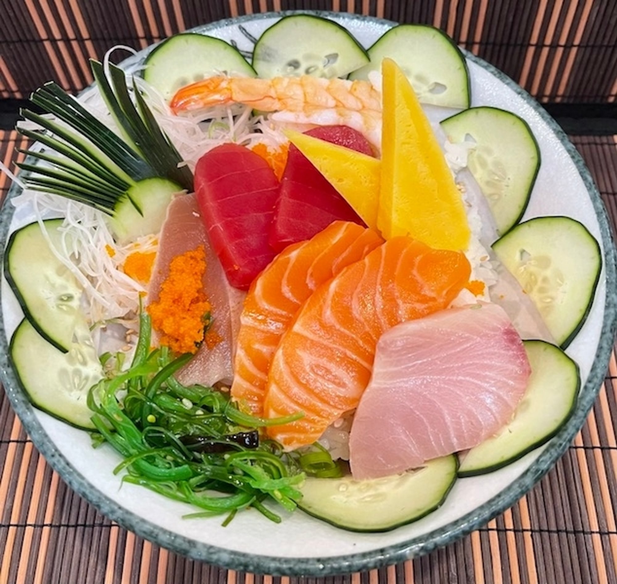 Chirasi Sushi