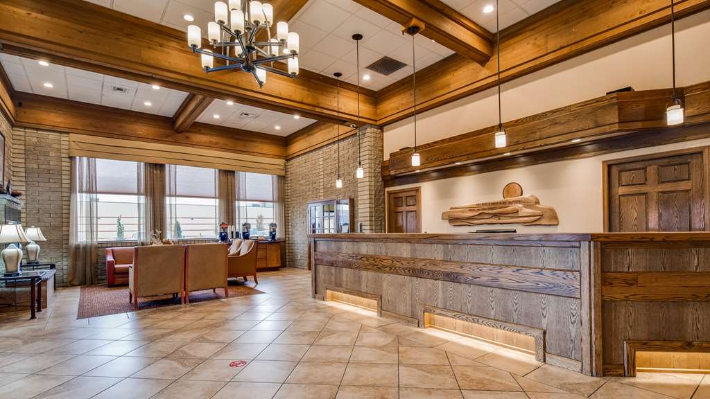 Best Western Plus Ahtanum Inn Image