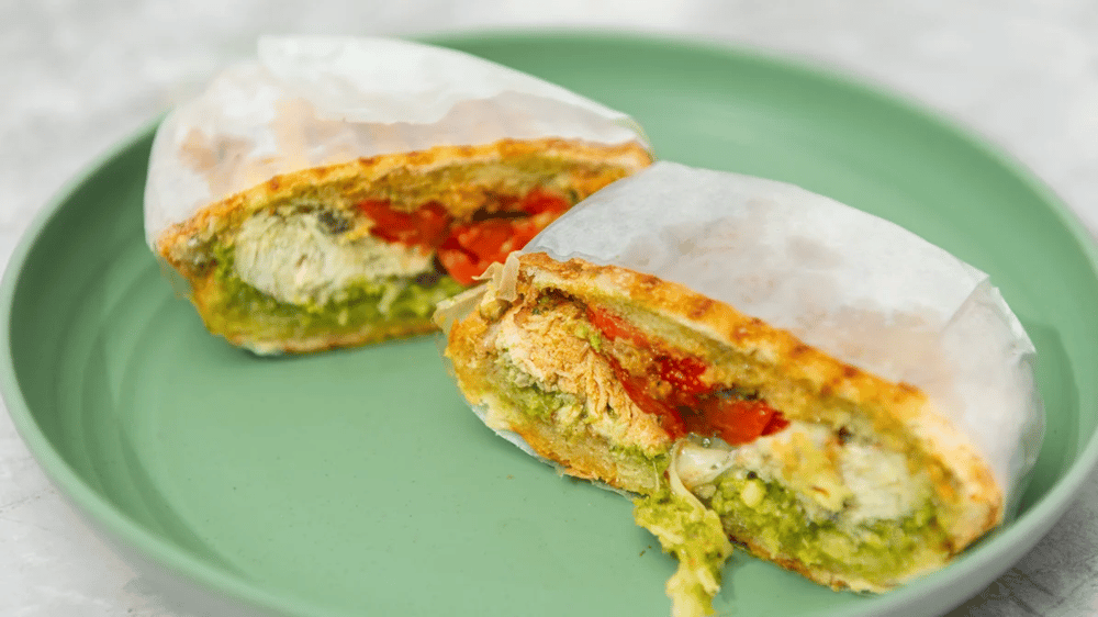 CHICKEN PESTO