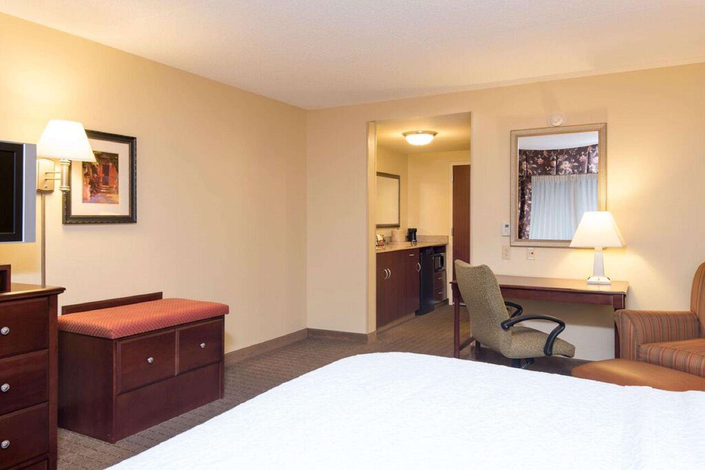 Hampton Inn Schenectady Photo