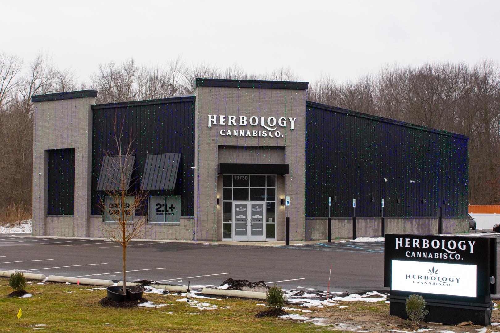 Herbology Cannabis Co. New Buffalo - Recreational Cannabis Dispensary Image