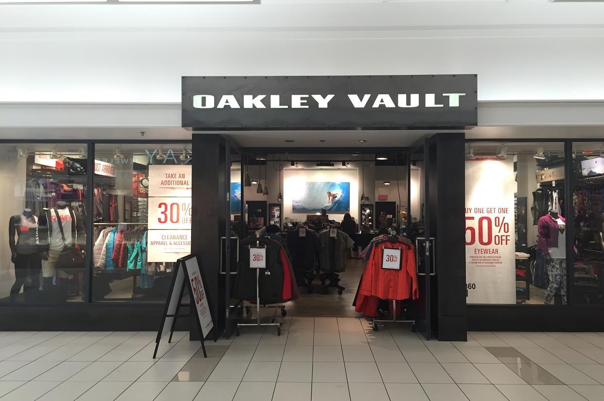 oakley vault prices
