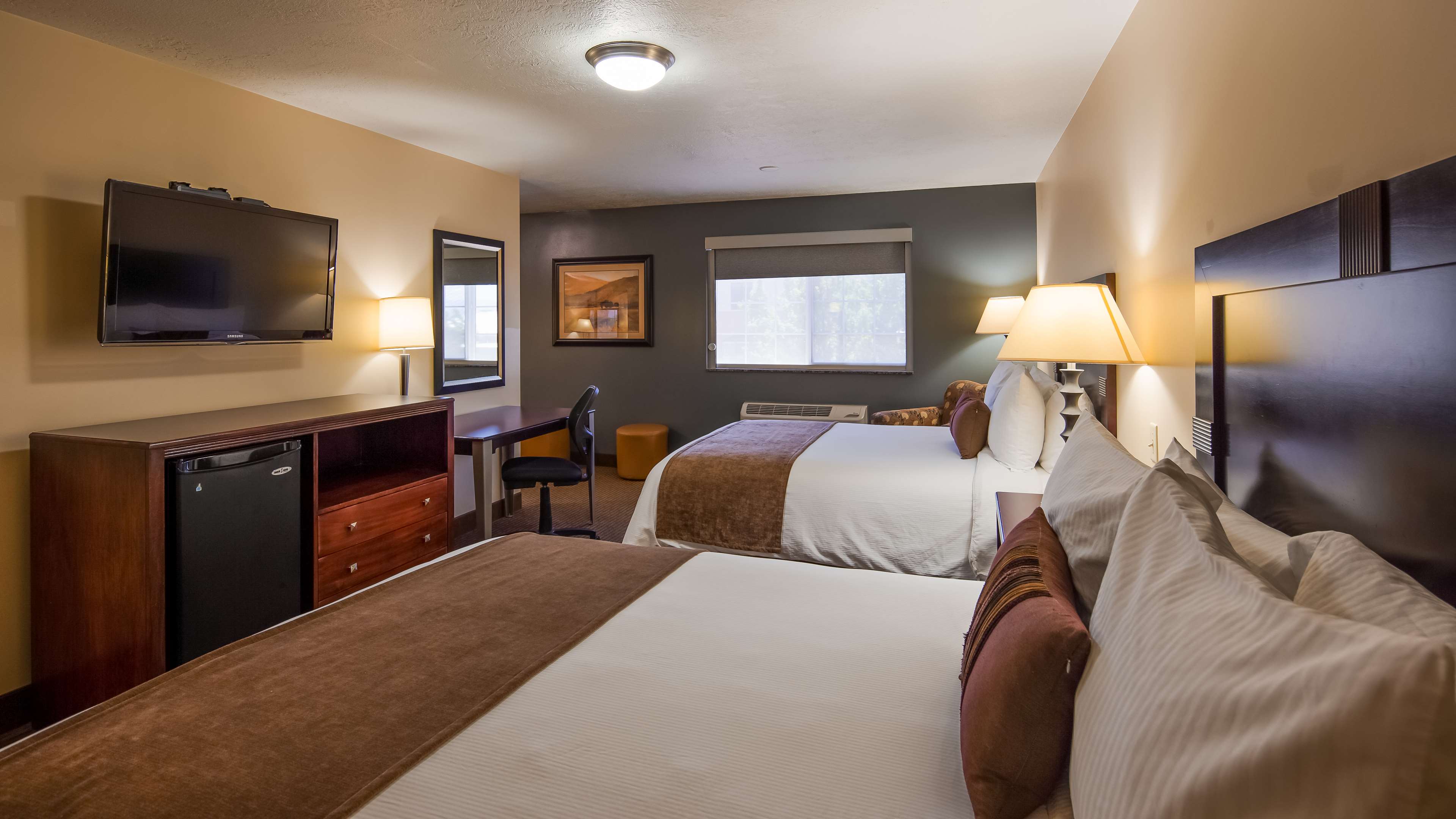 Best Western Plus CottonTree Inn Photo