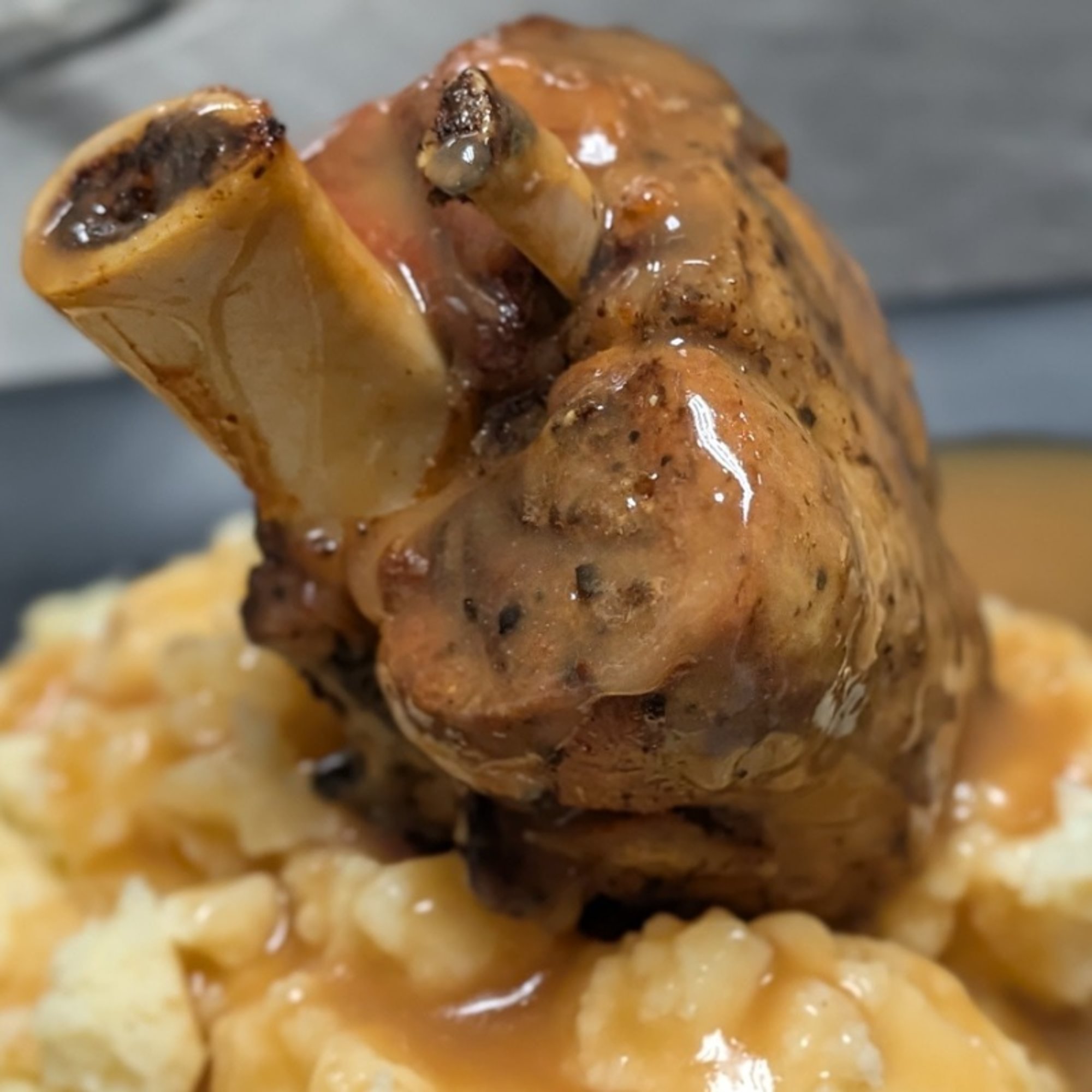 PORK SHANK
