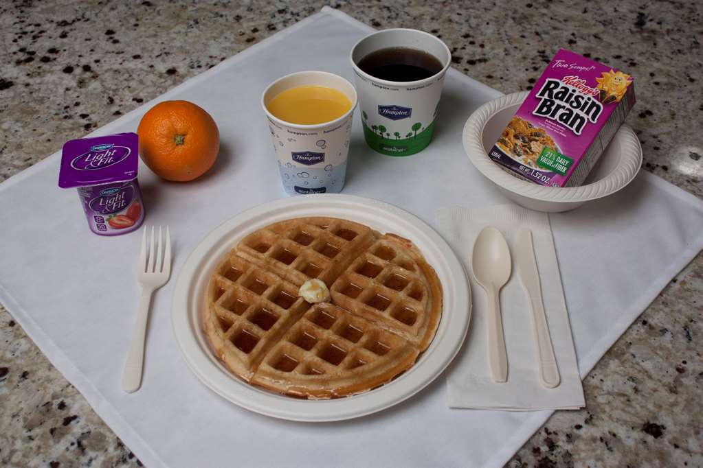 Hampton Inn Burlington Image