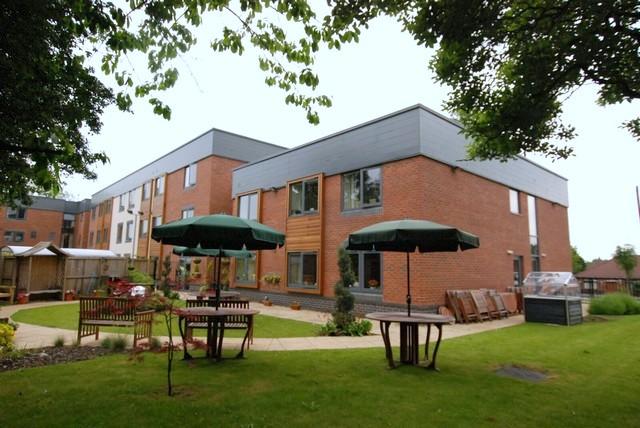 Acacia Lodge Care Home - Rest And Retirement Homes in Manchester M40