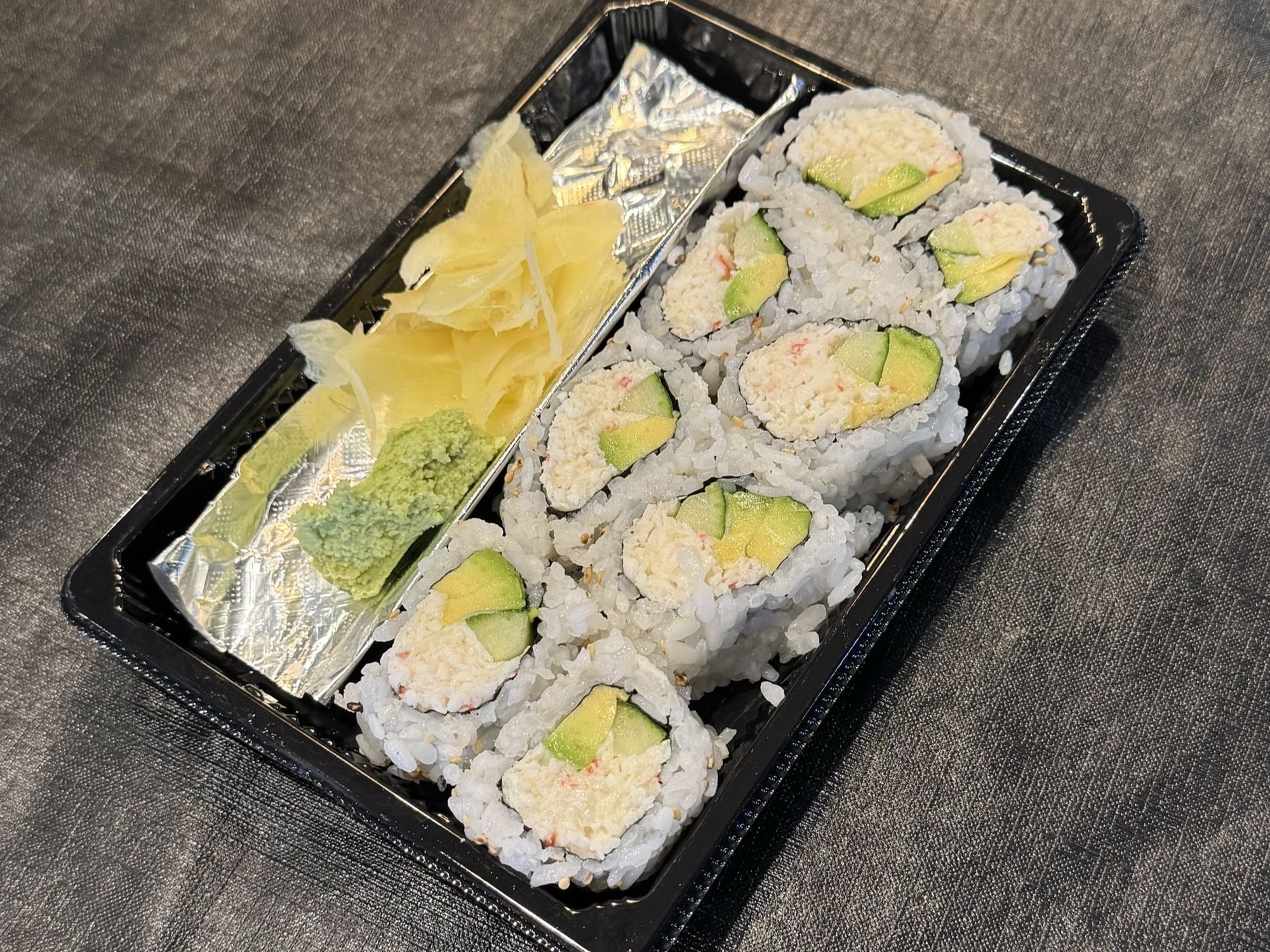 California Roll (8pcs)
